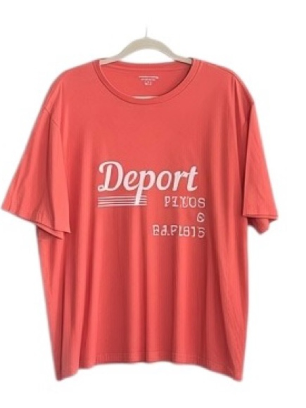 Amazon Essentials Coral Graphic Tee with 'Deport' Script